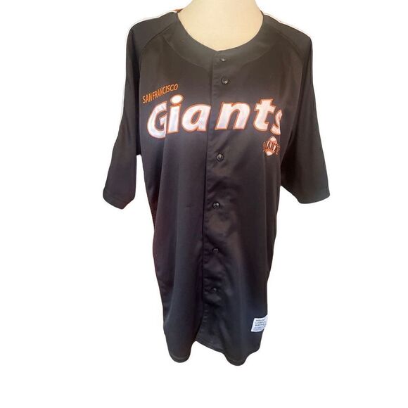 Genuine Merchandise Dynasty Series San Francisco Giants Embroidered Button Down - Picture 2 of 10